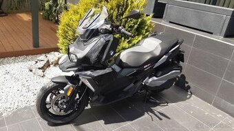 Predam skuter bmw c 400