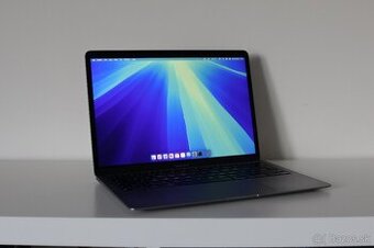 Apple Macbook Air M1 2020 13" 16GB RAM 256GB SSD