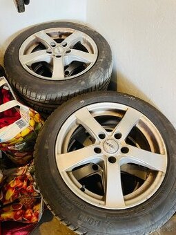 Elektrony Dezent 5x114.3 s pneu Sebring 205/55 r16