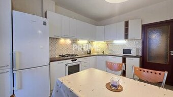 Slnečný 4i byt, nepriechodné izby, loggia, Hrobákova ul., Pe