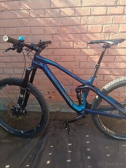 Používaný celoodpružený bicykel Canyon Spectral CF 8.0 "M"