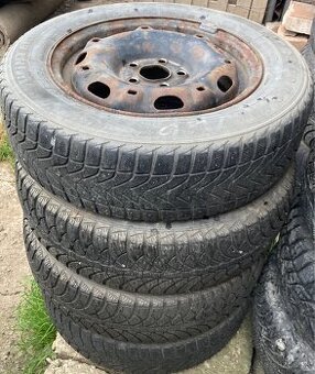 Zimná sada plechové disky+pneu 165/70 R14 5x100