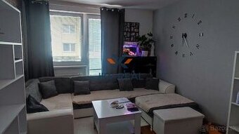Na predaj 3 izbový kompletne zariadený byt v Beluši