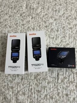 Godox odpaľovač + 2x blesk pre Nikon - ako nový