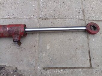 Predám piest+rozvádzač