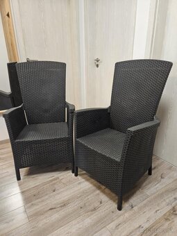2ks - Záhradné polohovacie kreslá z umelého ratanu