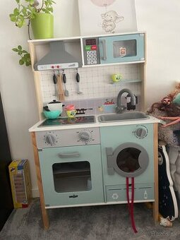 Detska drevena kuchynka zn. Woody