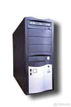staršie desktop PC