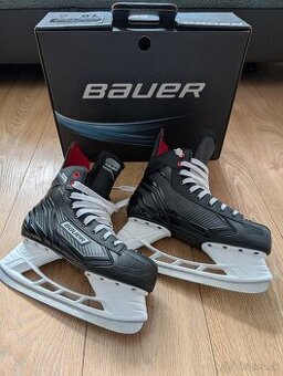 Hokejové korčule Bauer Pro Skate Sr