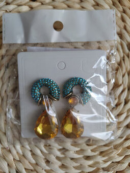 NOVÉ rôzne náušnice a vlasové doplnky (osobný odber)