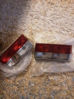 VW Golf 1 zadné svetlá