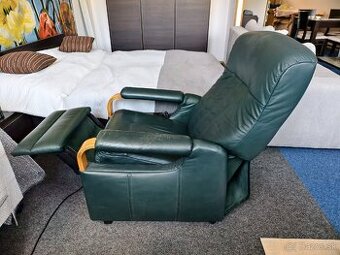 Kozene polohovatelne kreslo