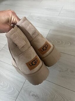 Dámske čižmičky UGG