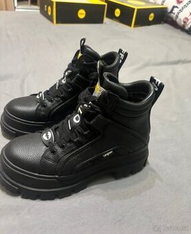 Damske čižmy , členkové topanky Buffalo