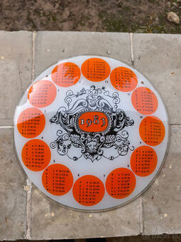 Retro darček - kalendár sklo z "1983"