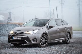 TOYOTA AVENSIS Combi 2.0 105kW 2017