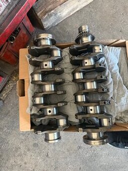 Kluka kľukový hriadeľ 2.2 HDI puma 4hu 4hv