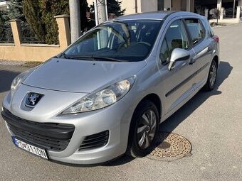 PEUGEOT 207 SW kombi 1.4benzin LEN 144 000KM rv 11/2009
