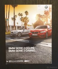 Prospekty a časopisy BMW