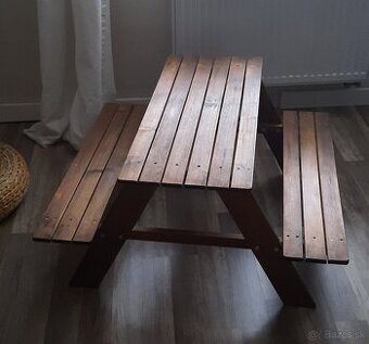 Predám detský piknikový stôl IKEA