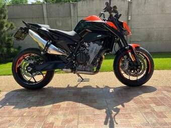 KTM 890 Duke Orange 2022 s odpoctom DPH.