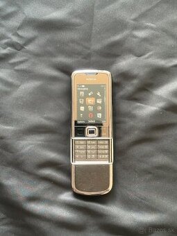 Nokia 8800 sapphire arte