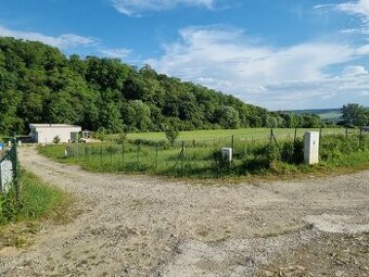 Ponúkame na predaj stavebný pozemok v obci Vajkovce, Koš