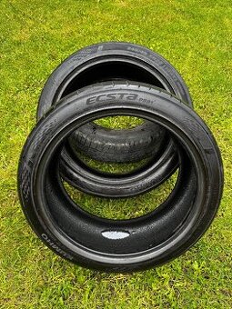 245/45 ZR20 2ks letné Kumho dot22
