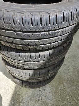 Hankook 215/70 r15c