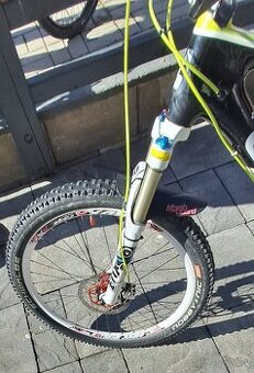 Predám celoodpružený bicykel CUBE