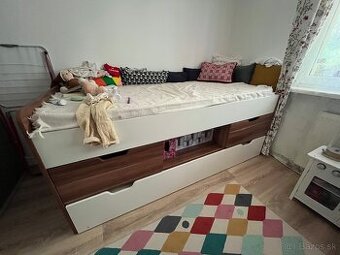 Predám rozkladaciu posteľ aj s matracmi