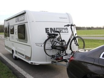 Nosič na bicykle na ojo karavanu