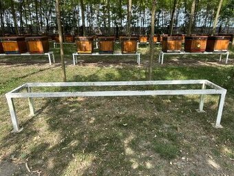 STOJANY POD VČELIE ÚLE - VČELY - VČELÍ MED