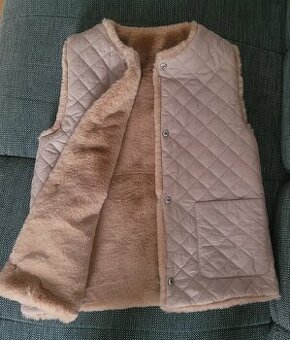 Obojstranna zateplena kozusinova vesta Zara, S-M