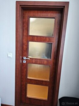 Interiérové dvere 70L, 70P, 80 P vrátane zárubní