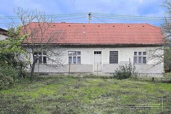 Chalupa v obci Dobrá Voda