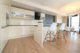 Na predaj zariadený 3-izbový byt Modrá guľa