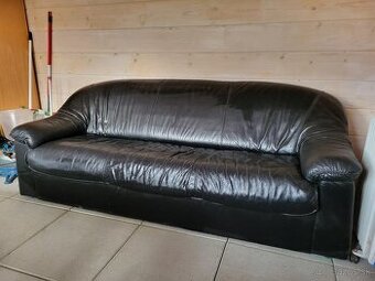 Koženy gauč a kreslo
