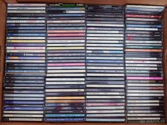 CD rôznych interpretov a žánrov