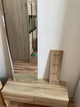 Predsieňový nábytok