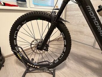 Mondraker Crafty R 2023 Nimbus Grey/Black – veľkosť XL