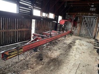 Kmenová pásová pila