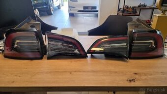 Zadné svetlá Tesla model 3/Y