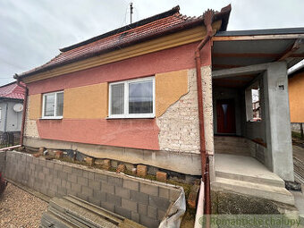 Rodinný dom s veľkorysým pozemkom 2 482 m² – Kolta, pokojn