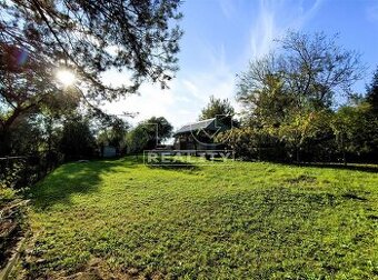 VÝHRADNE Pozemok s chatkou, Prešov, časť Kalvária, 950 m2