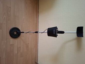 Predám vyhľadávač kovov