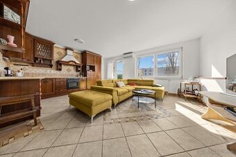 PLUS REALITY| Veľkometrážny byt v BA Ružinov na predaj