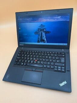Notebook Lenovo T450 / i5 / 8GB RAM / 256GB SSD / Win11