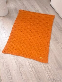 Škoricova deka z Alize Puffy fine