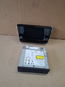LCD displej + modul autorádia Superb 3